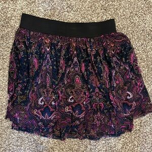 Express women’s small paisley mini skirt